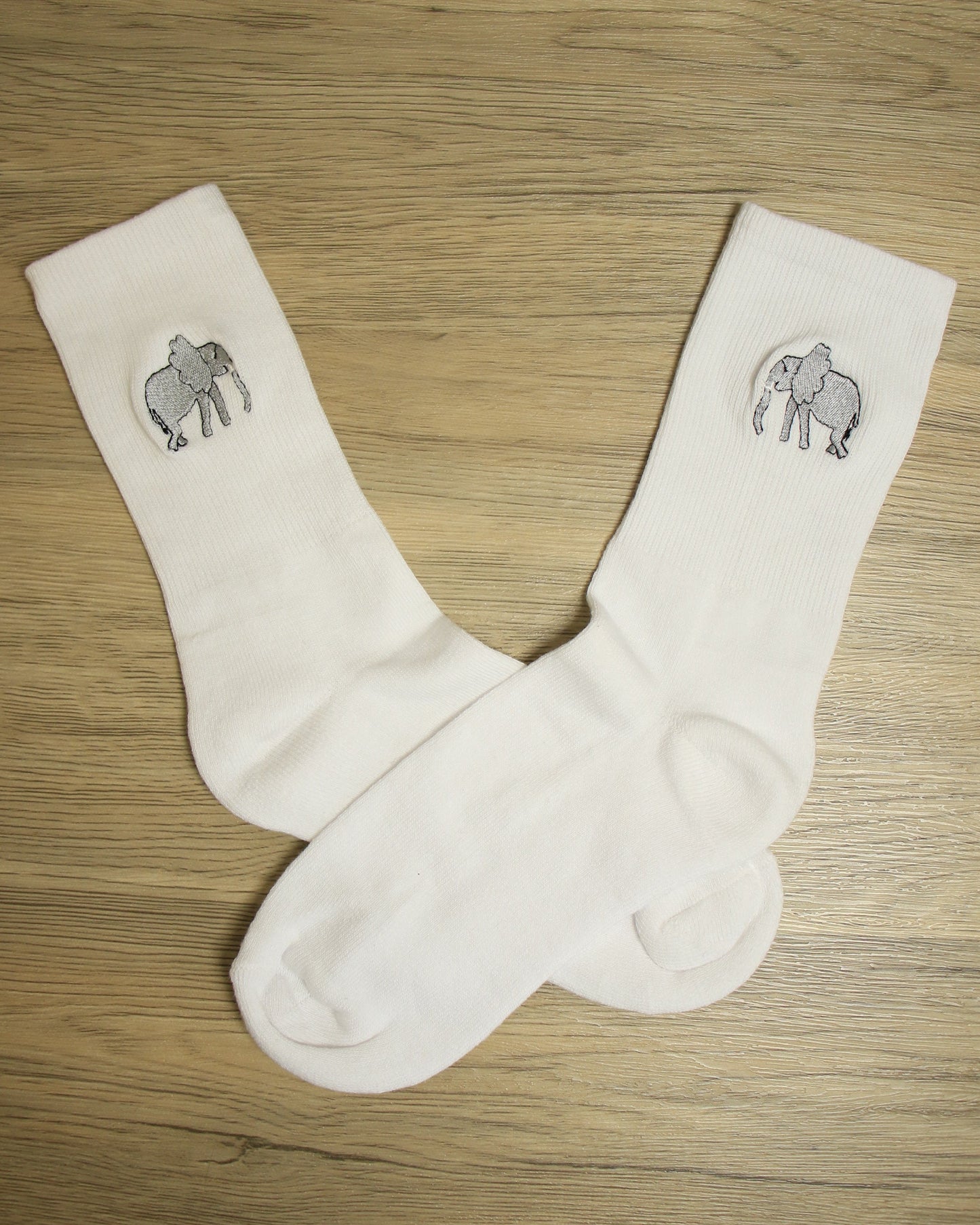 Embroidered Crew Socks